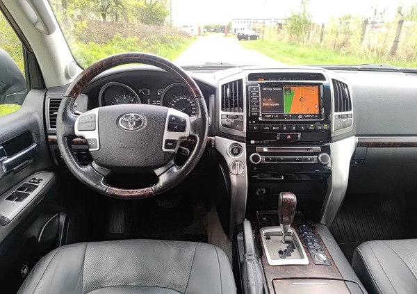 Toyota Land Cruiser cena 208000 przebieg: 259455, rok produkcji 2015 z Hajnówka małe 154